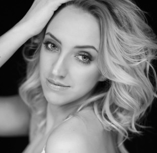 Ginny Thomas - Female Dancer