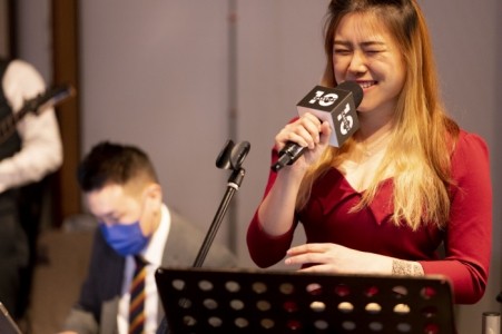 Heyman - Pianist / Singer