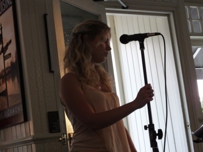 Amie Lou Shaw  - Pianist / Singer